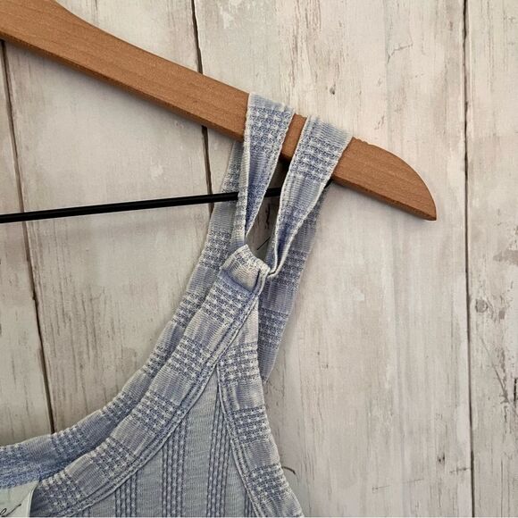 Universal Thread Tank F4 - Picture 5 of 5